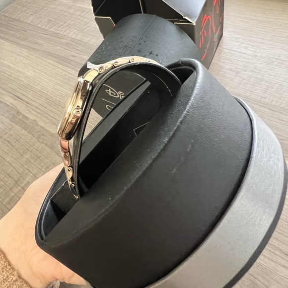 Citizen Disney Minnie Mouse Watch with 31MM Diamond Dial - Picture 8 of 11